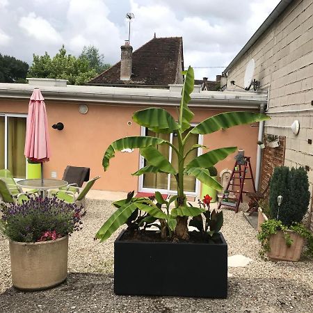 فيلا Loft L Atelier De Jacques Pres De Chablis Villy  المظهر الخارجي الصورة