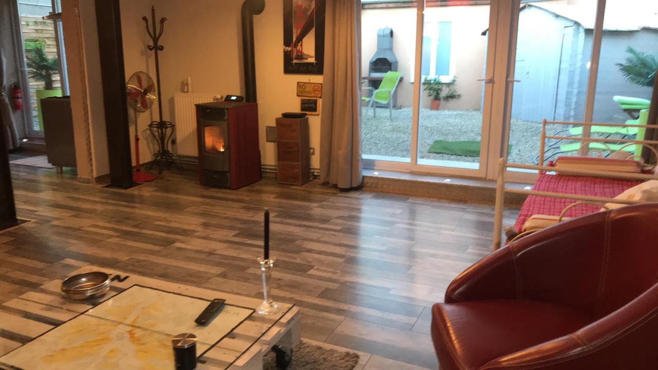 فيلا Loft L Atelier De Jacques Pres De Chablis Villy  المظهر الخارجي الصورة