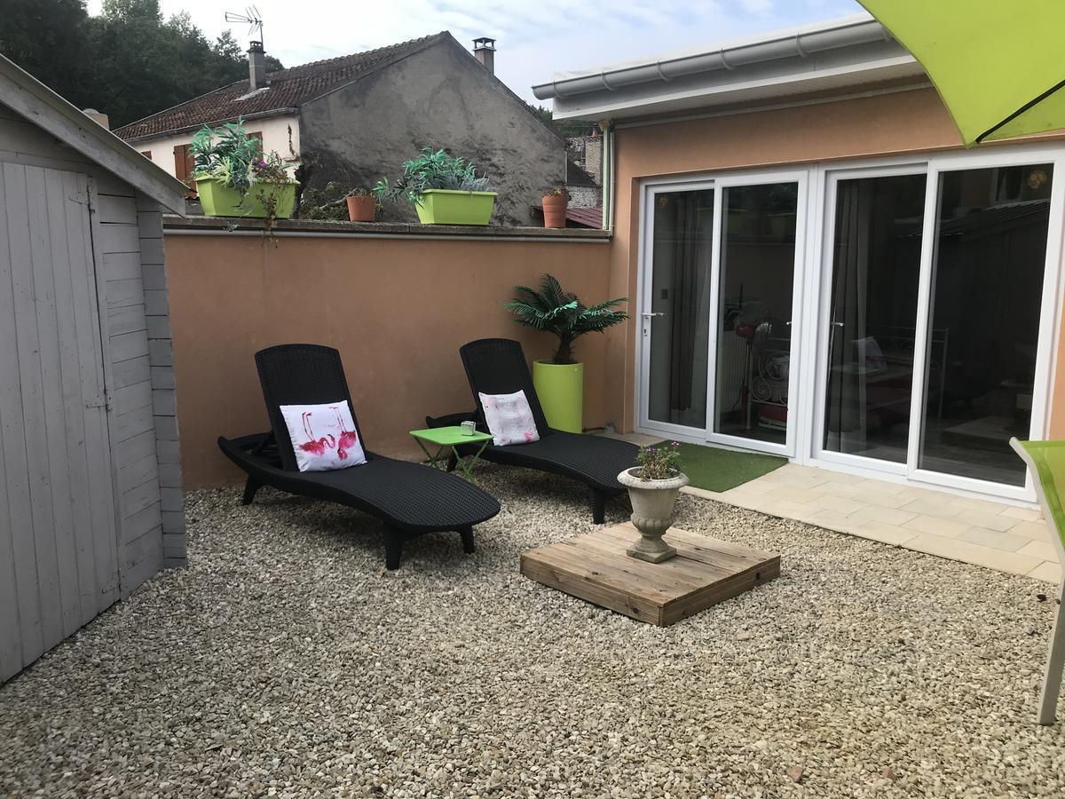 فيلا Loft L Atelier De Jacques Pres De Chablis Villy  المظهر الخارجي الصورة