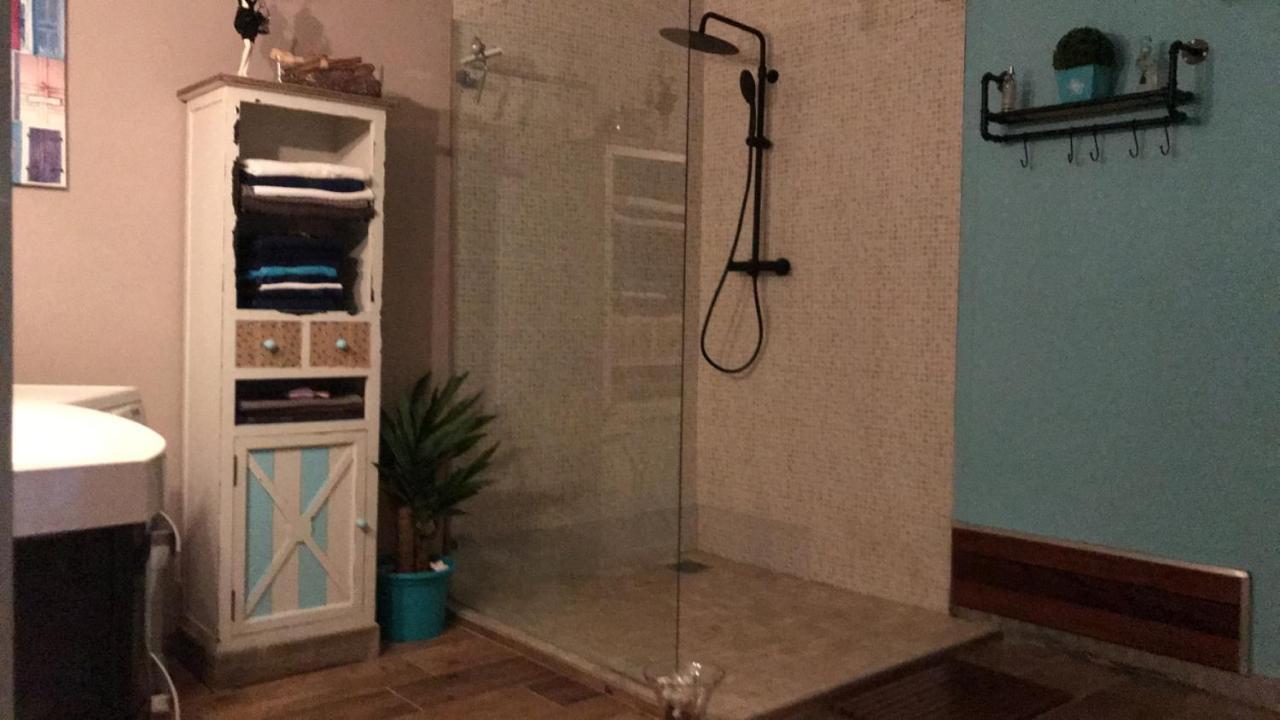 فيلا Loft L Atelier De Jacques Pres De Chablis Villy  المظهر الخارجي الصورة