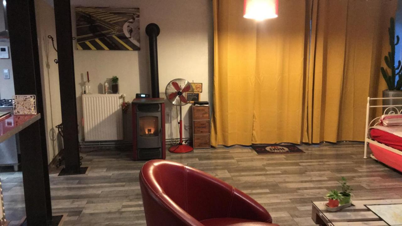 فيلا Loft L Atelier De Jacques Pres De Chablis Villy  المظهر الخارجي الصورة